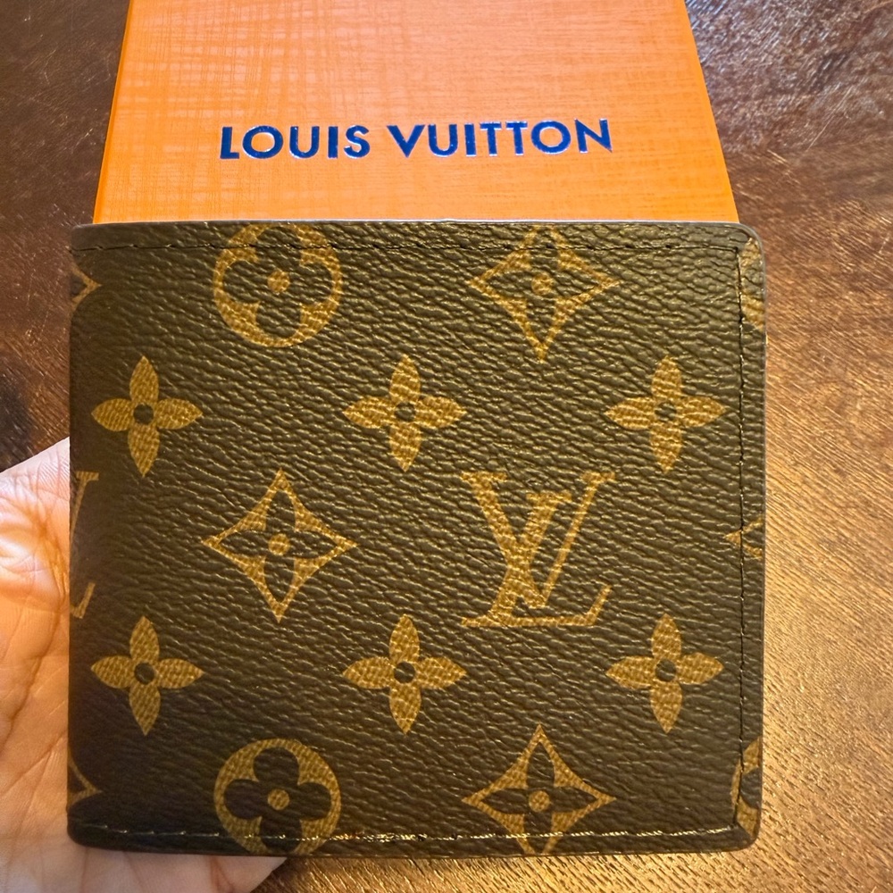 Louis Vuitton Black and Brown Monogram Card Holder